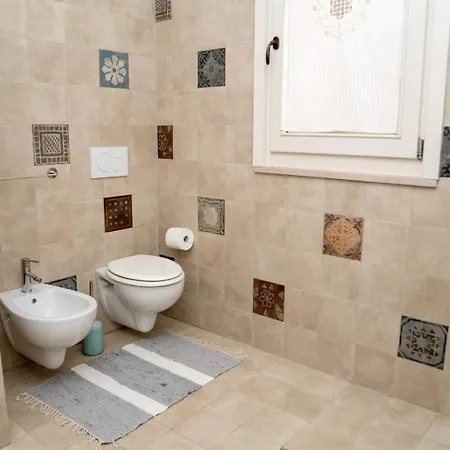 Trullo Dei Sogni Con Piscina E Jacuzzi דירה סן מיקלה סלנטינו