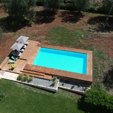 Trullo Dei Sogni Con Piscina E Jacuzzi * סן מיקלה סלנטינו