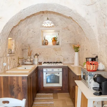 Apartment Trullo Dei Sogni Con Piscina E Jacuzzi *