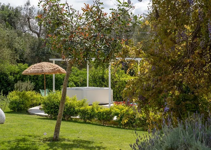 Trullo Dei Sogni Con Piscina E Jacuzzi Apartman San Michele Salentino